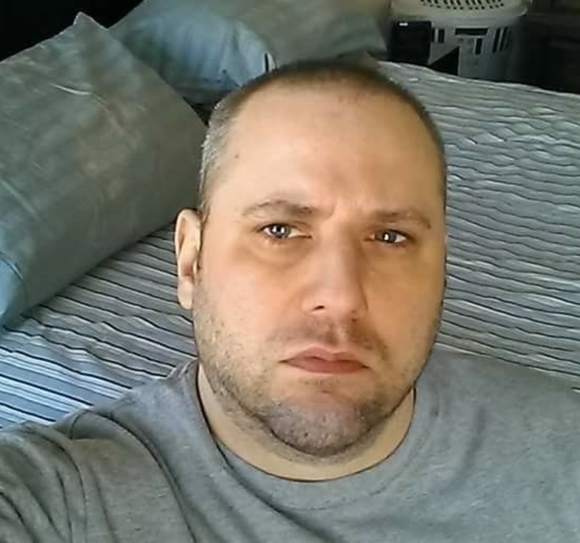 Meet your Posher, Bobby - Picture 4 of 5